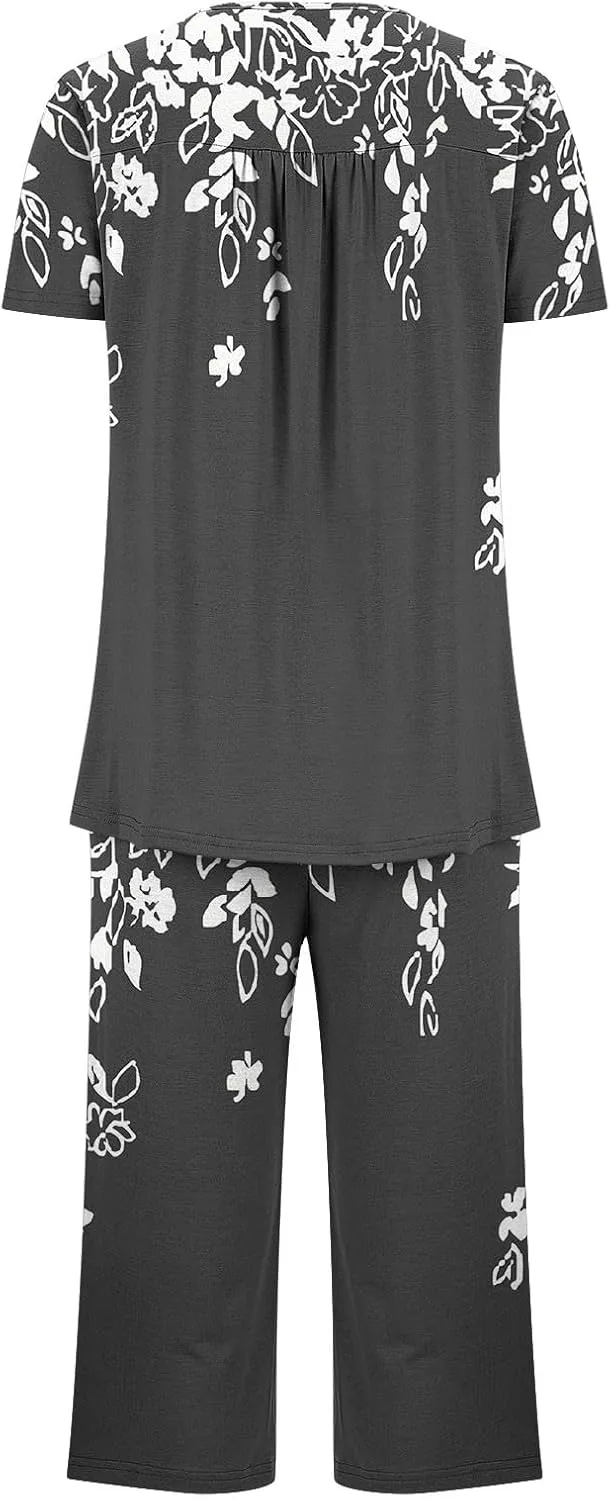 Capris Pajama Sets for Women Floral Print Short Sleeve Tops Capris Lounge Outfits Crewneck Pleated Button Sleepwear