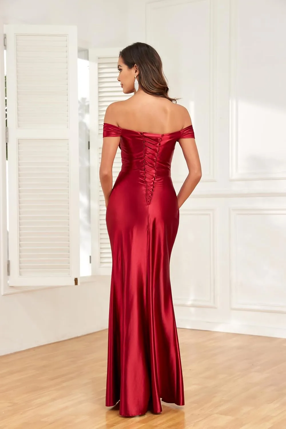 IIF Mermaid Satin Prom Dress with Slit Off The Shoulder Long Bridesmaid Dresses Evening Formal Wedding Party Gowns IIF013